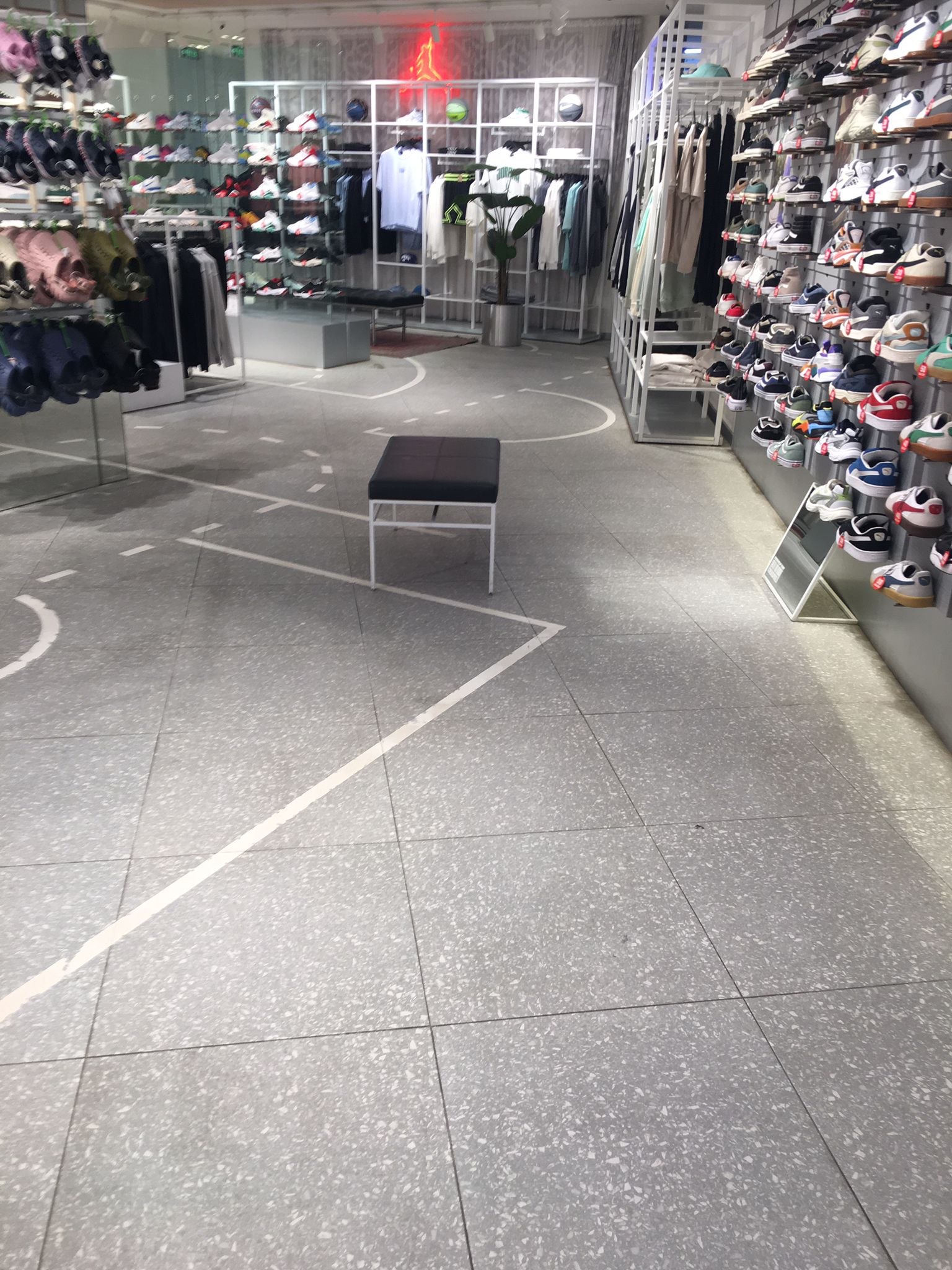 Zemin yıkama ve parlatma